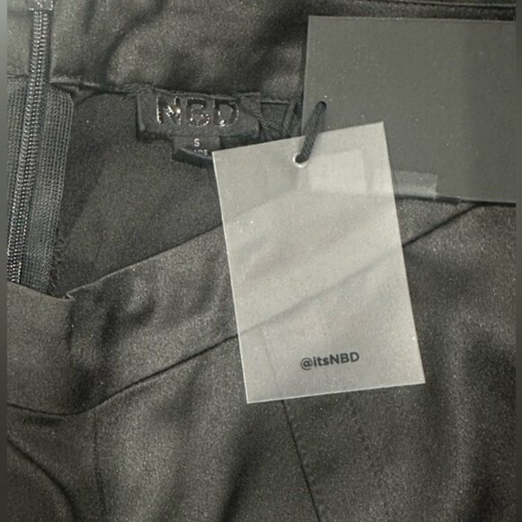 NBD REVOLVE Drew High Slit Silky Satin Party Pant size small NWT - Picture 4 of 4